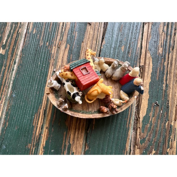 Ranger International Corp Other - Vintage 1994 Ranger International Noahs Ark Resin Figurine Set Handmade Animals